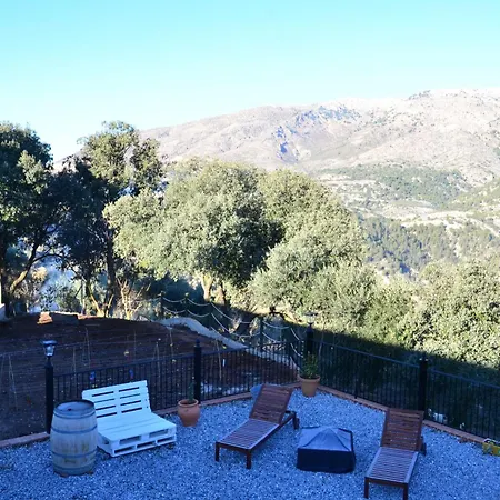 בית כפרי Cortijo Santeros *