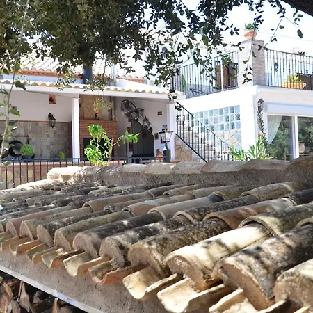 בית כפרי Cortijo Santeros קסטריל